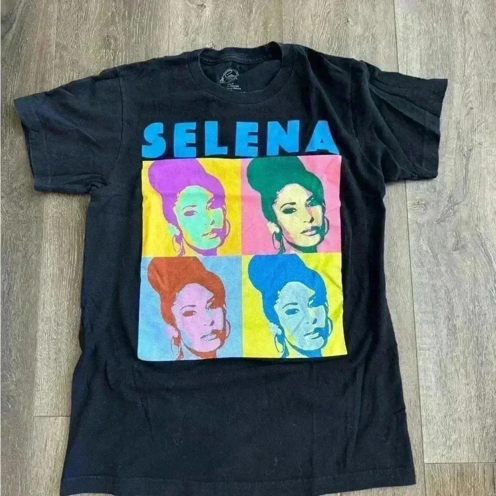 Official Selena Merchandise Women’s size small
